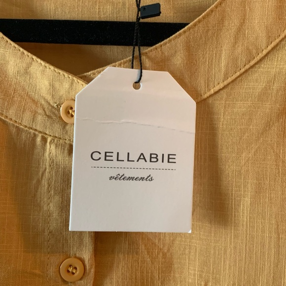 CELLABIE  Mustard Pocket Three-Quarter Sleeve
Button-Up Top - Women - Picture 5 of 10